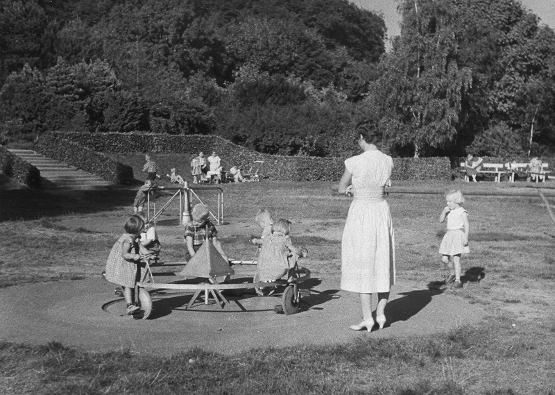 Fil:Byparken B23671.jpg