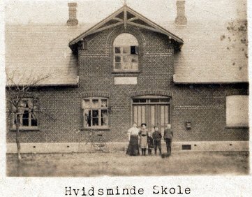 Fil:Hviidsminde Skole B81094.jpg