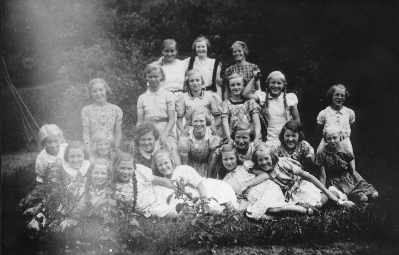 Fil:Sdr. Stenderup Centralskole B32915.jpg