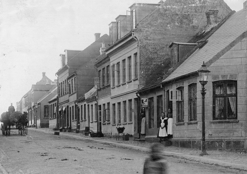 Fil:Katrinegade B4037.jpg