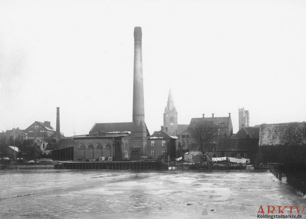 Fil:Elektricitetsværket B17240.jpg