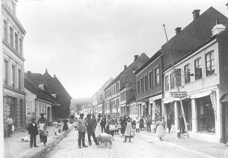 Fil:Låsbygade B2699.jpg