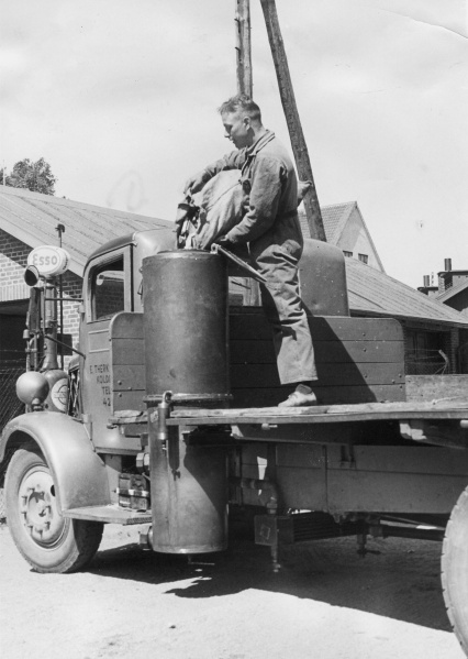Fil:Dagligliv under besættelsen B5522.jpg