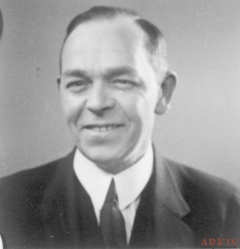 B8872.jpg