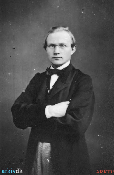 Fil:B7344 Martin Lindelof ca 1870.png