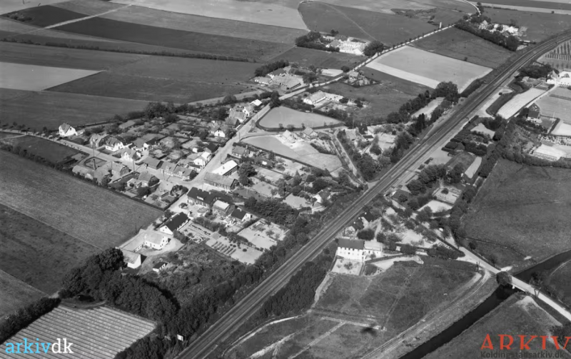 Fil:B50993 -Luffoto Ejstrup 1955.png