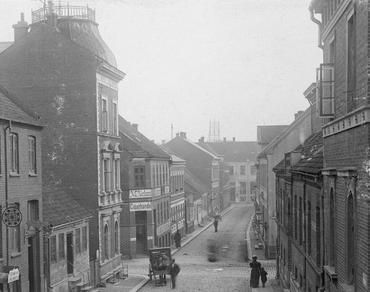 Fil:Slotsgade B4058.jpg