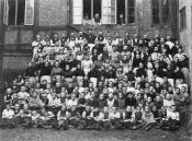 Arbejderne på S. W. Bruuns Tobaksfabrik, Helligkorsgade ca. 1910