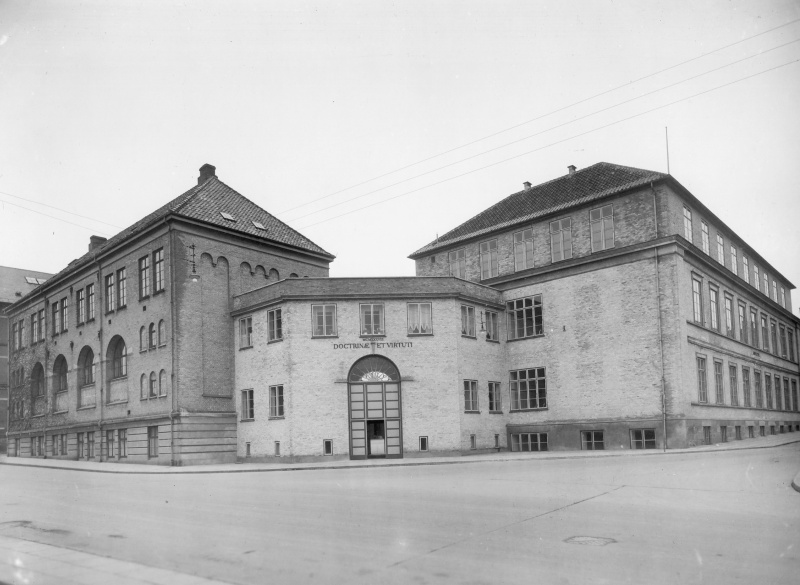 Fil:Kolding Gymnasium B3544.jpg