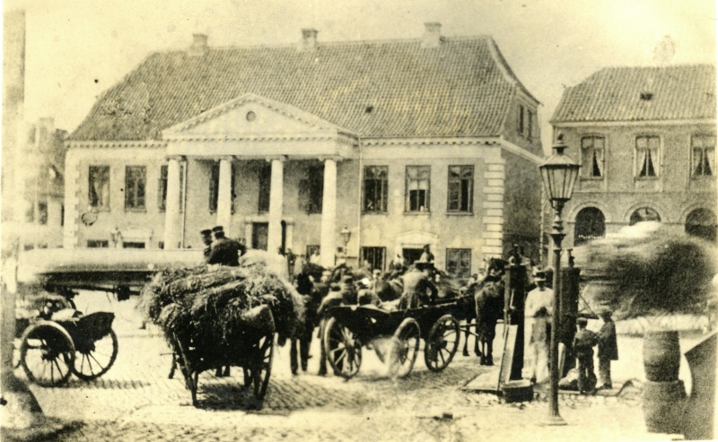 Fil:Kolding rådhus 1864 B4231.jpg