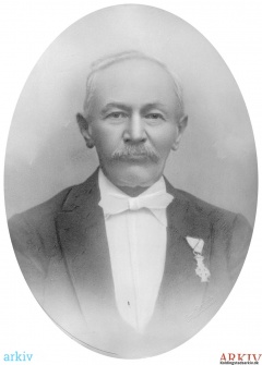 B50530 - Chr Friis - ca 1900.jpg
