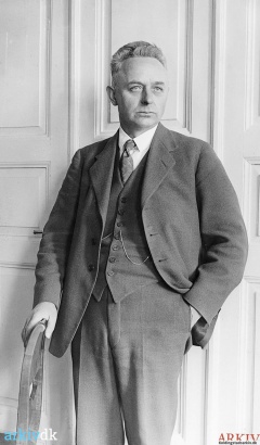 B35675 - Andreas Elkjær - ca 1919.jpg