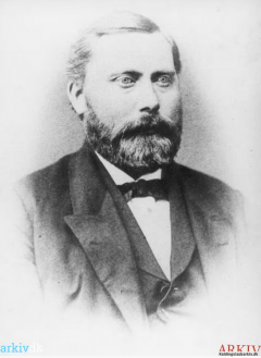 B15765 Glumsøe lærer ca 1859.png