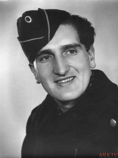 Fil:Svend Aagesen B37192.jpg