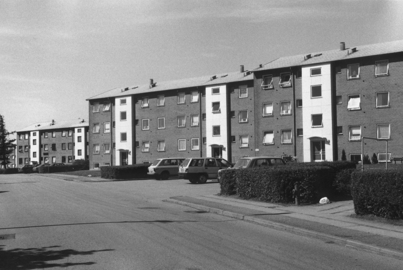 Fil:Brændkjærgård-kvarteret B18055.jpg