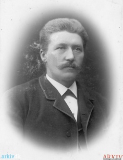 B14721 - h l hansen - ca 1900.jpg