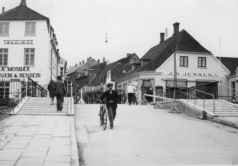 Fil:I. P. Jensen B3446.jpg