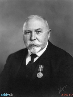 B755 - Jens Rasmussen - ca 1915.jpg